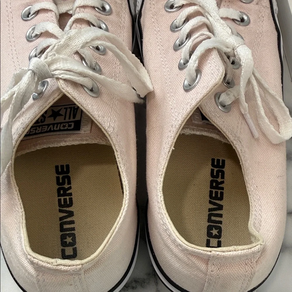 Converse Low Top Sneakers in Pale Pink and White women’s 8 - Picture 6 of 11